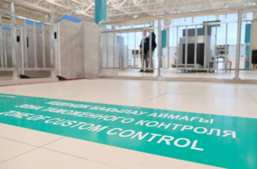 Пять пунктов пропуска на границе Казахстана и Китая временно закроют