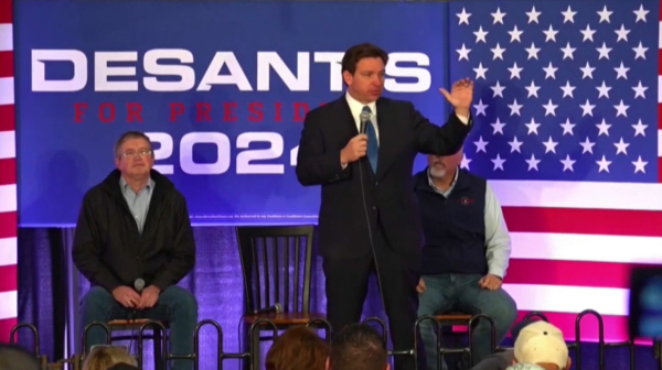 Соперник Трампа покинул предвыборную гонку США