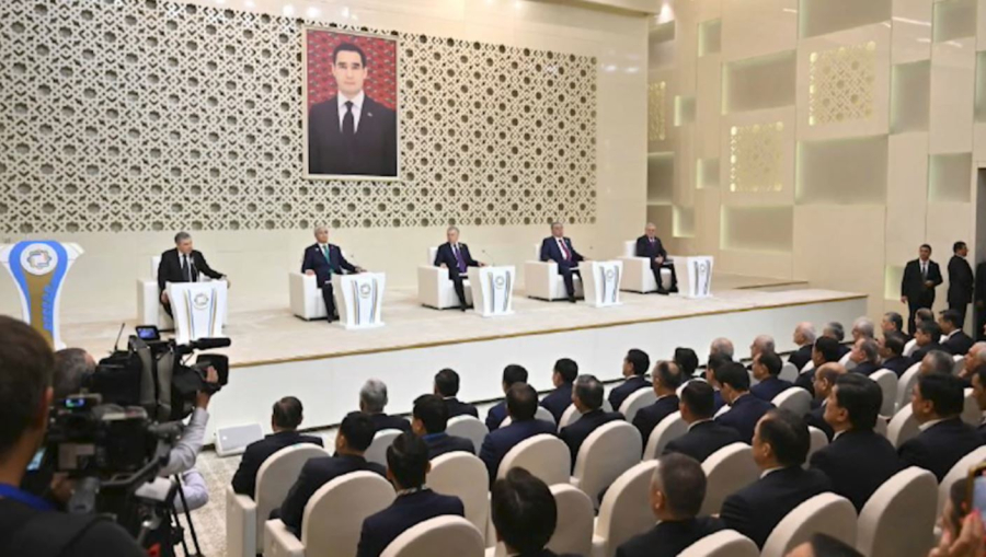 Президент Орталық Азия мемлекеттері басшыларының бейресми кездесуіне қатысты