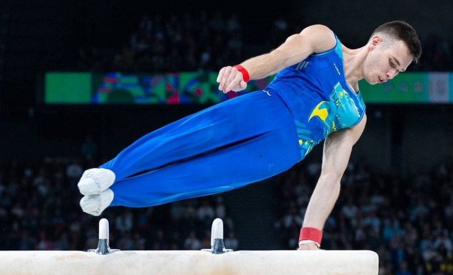 Казахстанец выиграл золото ЧА по спортивной гимнастике