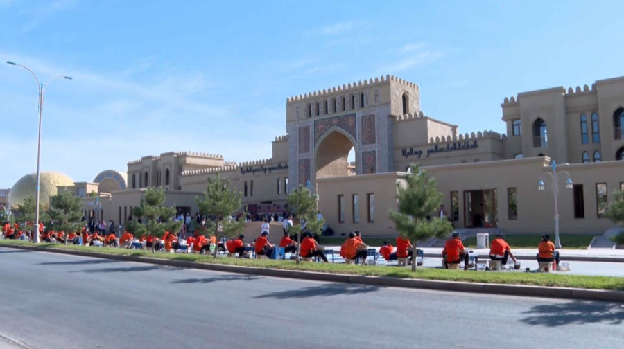 Городок ремесленников открыли в Туркестане