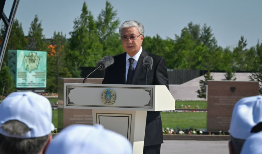 Өскелең ұрпақ тәуелсіздігімізді қорғауға қашанда дайын болуы керек — Президент