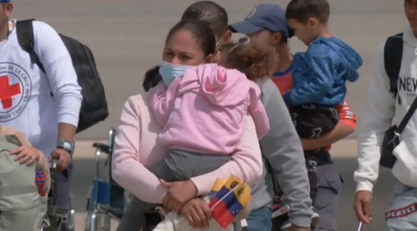 США за сутки депортировали в Венесуэлу 242 нелегальных мигранта 