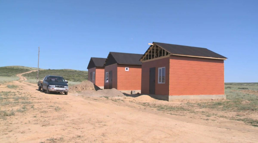 На побережье Бухтармы строят новые туристические объекты