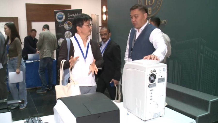 Симпозиум по новым материалам и технологиям проходит в Астане