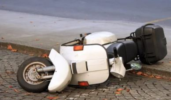 Парень на мопеде погиб в ДТП с бетономешалкой в Алматы