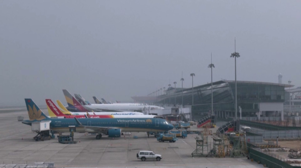 Во Вьетнаме отменили свыше 100 авиарейсов из-за сильного смога