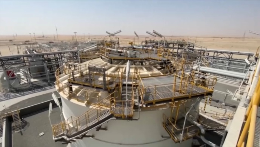 Страны ОПЕК+ увеличат добычу нефти с ноября