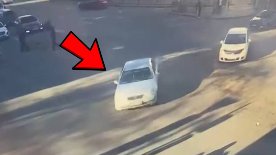 Водитель Lexus разъезжал по Алматы с фальшивыми номерами