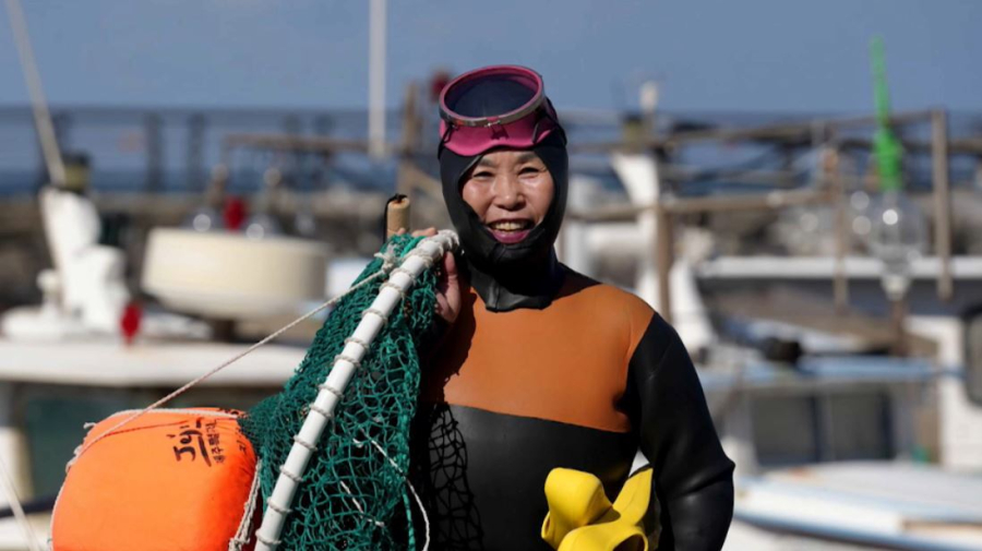Профессия ныряльщиц на грани исчезновения в Южной Корее
