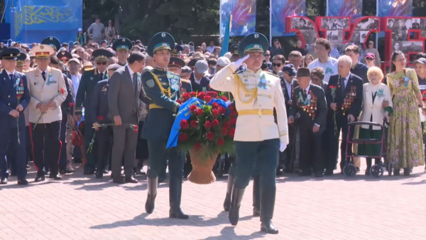 Алматылықтар батырларды еске алды