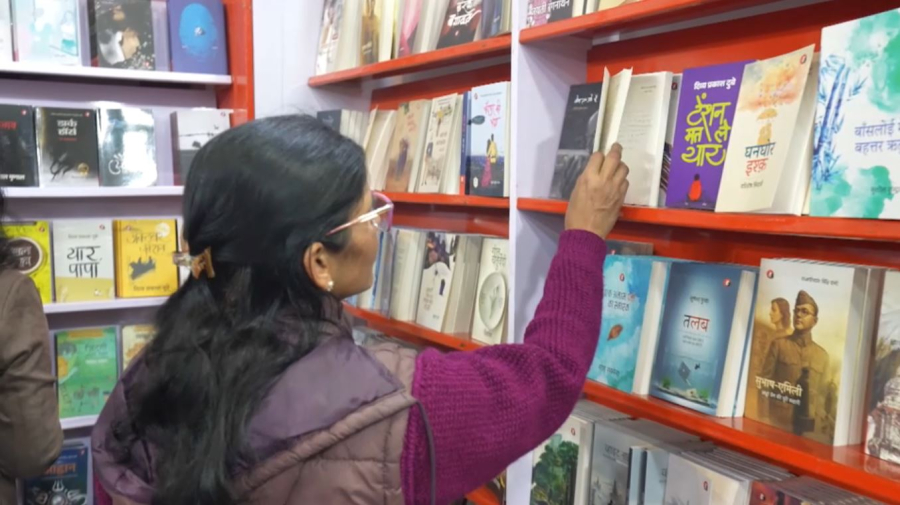 Қазақ әдебиетінің жауһарлары Үндістанда