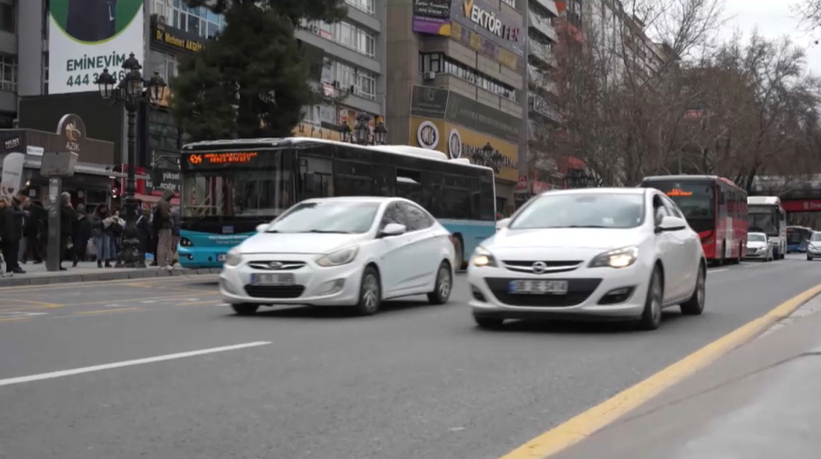 Түркияда бензин 63 лираға көтерілді