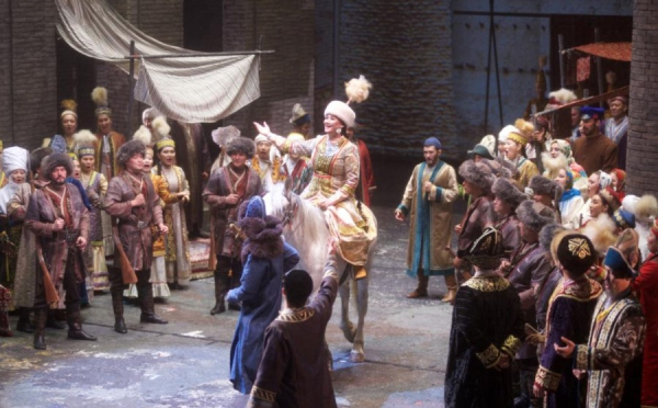 Сразу несколько артистов «Астана Опера» дебютируют в спектакле «Биржан – Сара»