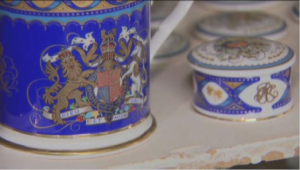 Фарфоровая посуда: подготовка к коронации началась в Великобритании