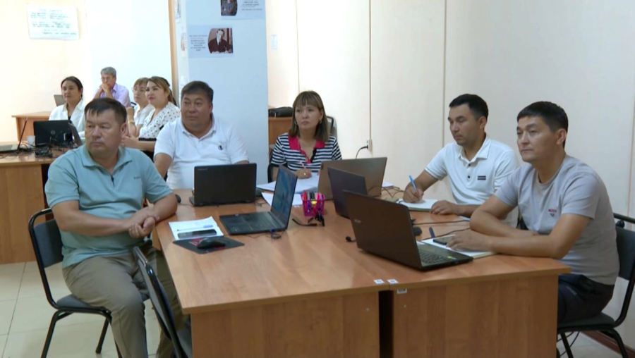 Мектеп директорларының жаңа буыны дайындалып жатыр