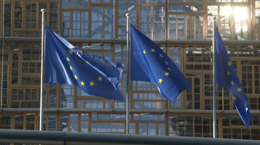 Евросаммит принял оборонный план ЕС, но не одобрил военную помощь Украине