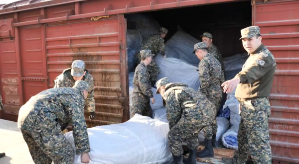 Маңғыстауға Атырау облысынан 14 вагон төсек жабдығы жеткізілді