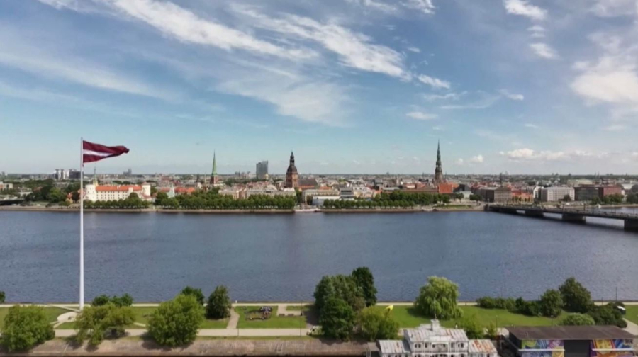 Латвия закрыла воздушное пространство