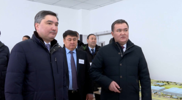 Олжас Бектенов елорданың бірқатар нысандарын аралады