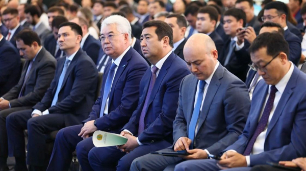 Казахстан и Узбекистан нацелены достичь взаимного товарооборота в $10 млрд