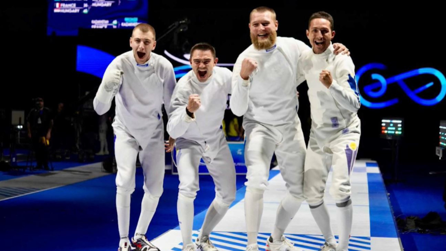 Қазақстан командасы алғаш рет семсерлесуден әлем чемпионатының медалін иеленді