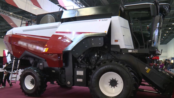 Крупнейшая сельскохозяйственная выставка проходит в Астане