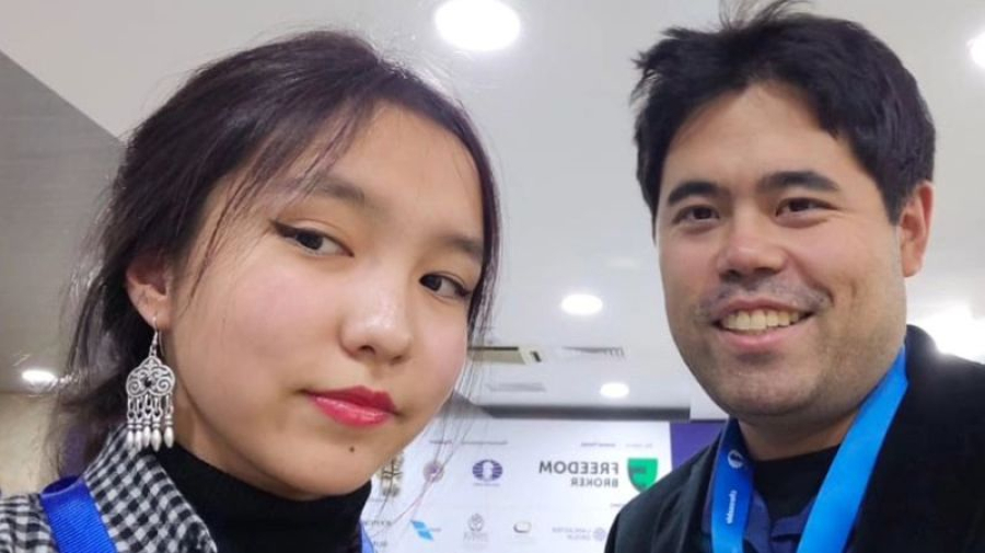 16-летняя казахстанская шахматистка обыграла чемпионку мира из Китая