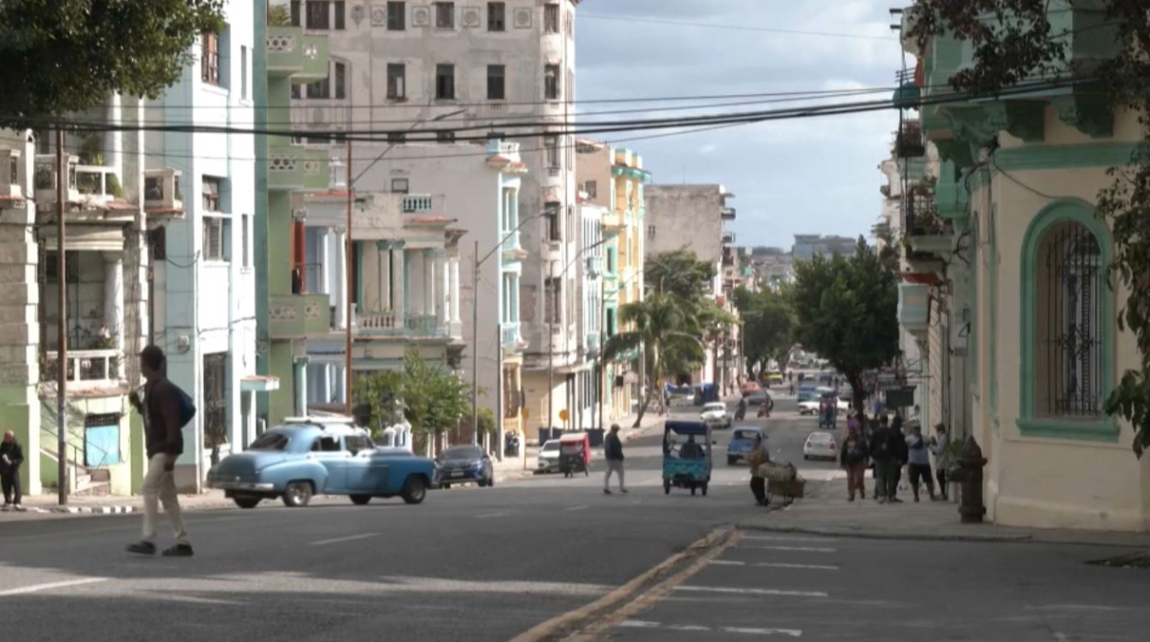 АҚШ Кубаға жанармай жіберуге дайын