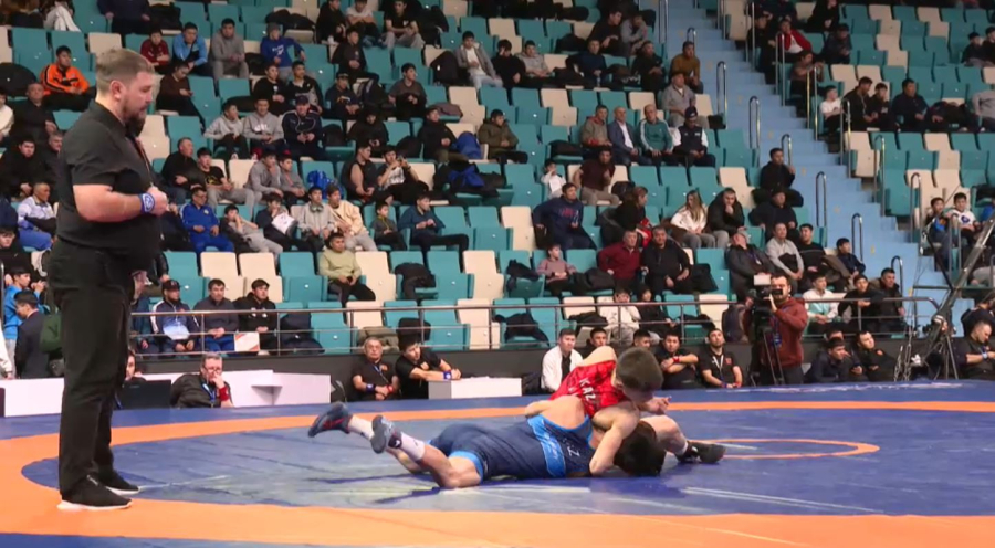 Астанада күрес түрлерінен ел біріншілігі өтіп жатыр