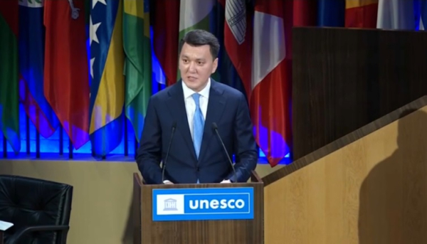 Карин выступил на Генконференции ЮНЕСКО в Париже