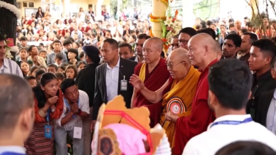 90-летие Далай-ламы отметили в Индии