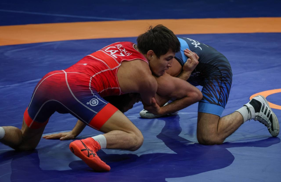 Рахат Калжан стал бронзовым призером чемпионата Азии по вольной борьбе