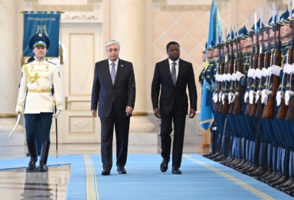 Президенты Казахстана и Того провели переговоры в узком составе