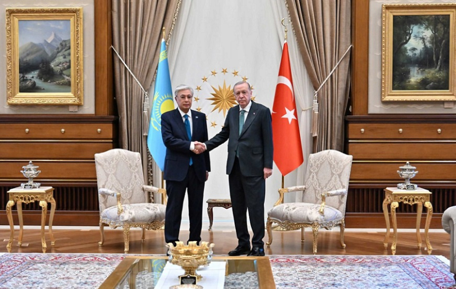 Президенты Казахстана и Турции провели переговоры