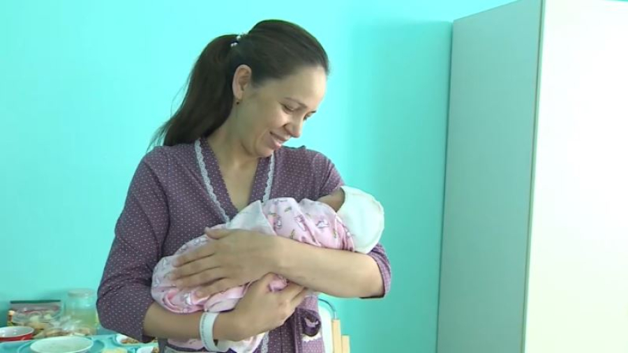 Материнская смертность в стране снизилась на 12%