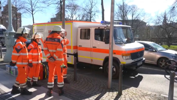 Германияда бір топ адамды көлігімен қаққан жүргізуші ұсталды