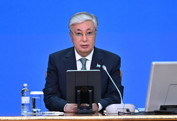 Тоқаев: Көзбояушылық үшін жасалатын жұмысты доғару керек