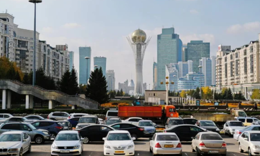 Поминутную оплату за парковку планируют ввести в Астане