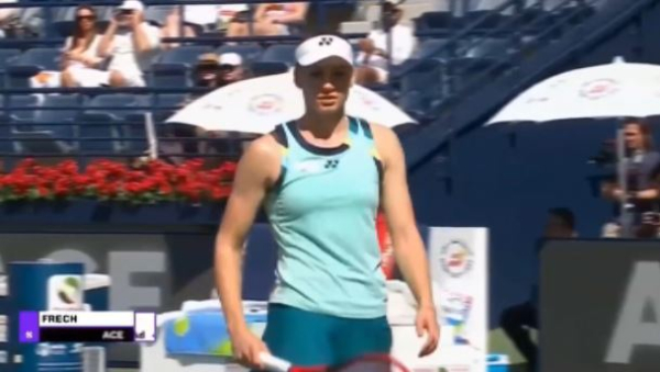 Рыбакина снялась с турнира WTA 1000 в Дубае