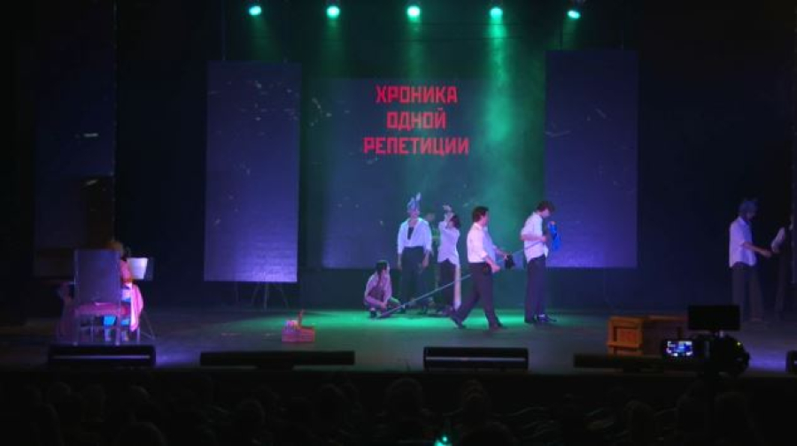 Спектакль о Наталии Сац показали в России