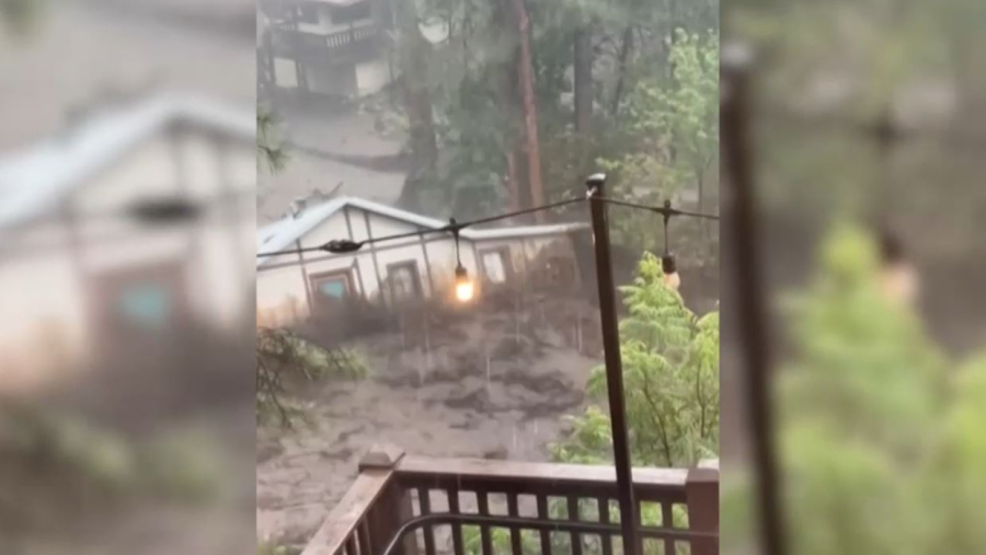 Нью-Мексико штатында тасқыннан үш адам қаза тапты