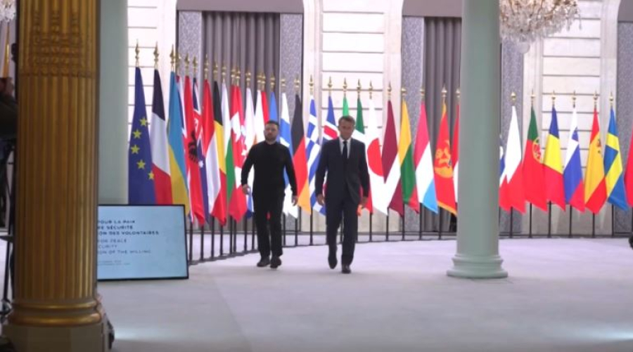 Трамп позвонил Зеленскому по видеосвязи