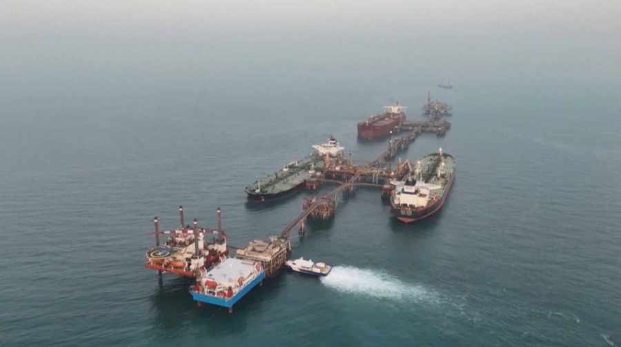 Д. Трамп: АҚШ Ормуздағы танкерлерді қорғайды