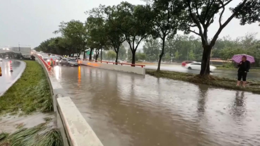 30 тысяч человек эвакуировали из-за наводнений в Китае