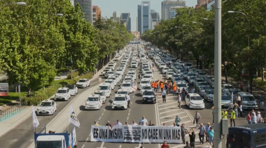 Мадридте такси жүргізушілері наразылық акциясына шықты