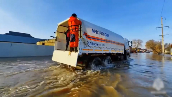 Дамба жарылысы: Ресейдің Орск қаласында эвакуация жарияланды