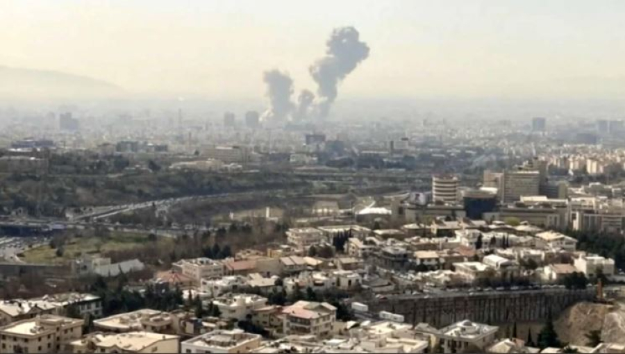 Обломки ракеты упали в Абу-Даби: есть жертвы