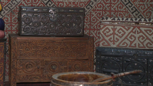 Алматыда сандықтар коллекциясының көрмесі өтіп жатыр