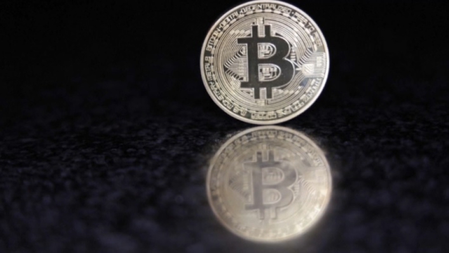 Биткоин обновил 16-месячный минимум